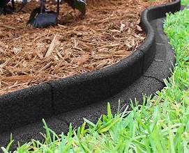 Residential lawn mowing and trimming service in Huntersville NC by Home Grooming LLC